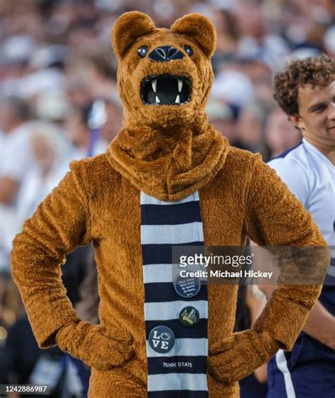 818 Penn State Mascot Stock Photos, High-Res Pictures, and Images ...