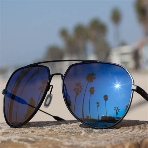 Interesting Facts To Know About Polarized Sunglasses You Probably Didn't Know Before - IVI Vision