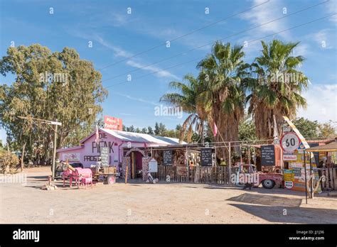 KAKAMAS, SOUTH AFRICA - JUNE 12, 2017: The Pienk Padstal (pink road stall), a well known ...