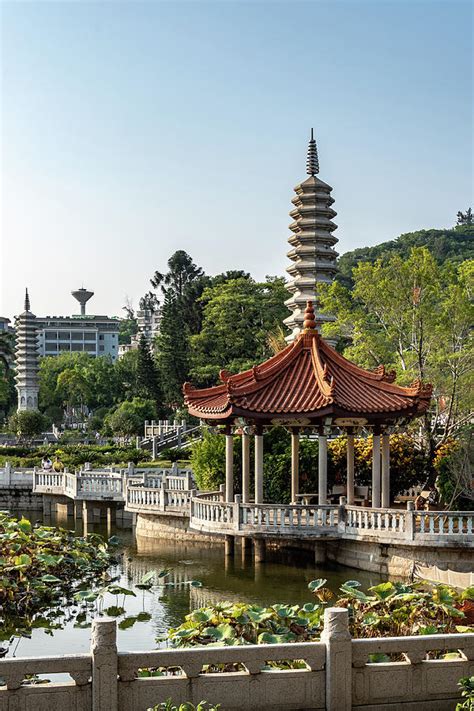 Nanputuo Temple - Xiamen China Photograph by Jon Berghoff | Fine Art America