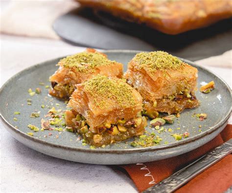 Traditional Turkish Baklava Recipe - Chef's Pencil