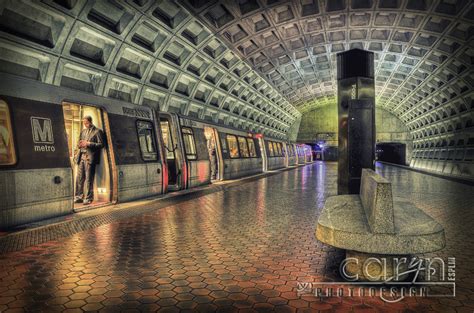 DC Metro – Rush Hour at Foggy Bottom Station | Caryn Esplin | Fine Art Photography