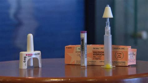 New Narcan Works Faster To Stop Overdose - CBS Boston