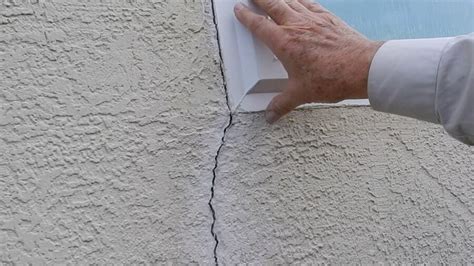 Stucco Problems: 8 Warning Signs To Look Out For