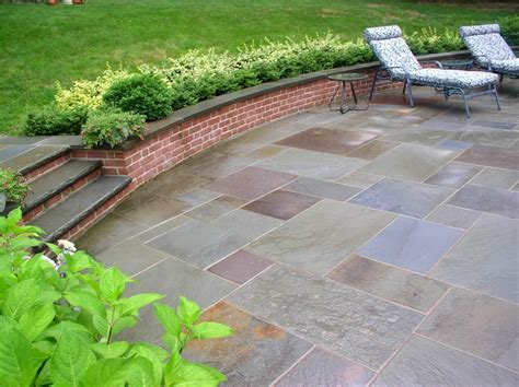 brick seatwall - Google Search | Bluestone patio, Patio stones, Patio garden design