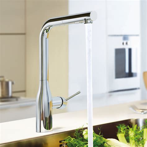 Grohe 30 271 Essence 1.75 GPM 1 Hole Pull Out Kitchen Faucet - Chrome ...