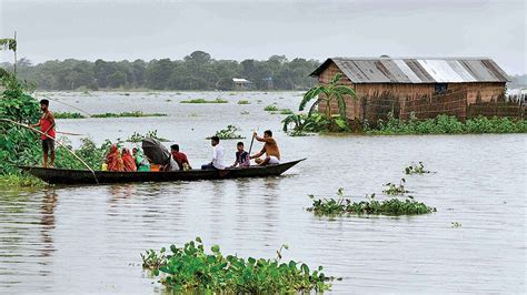 More Than 4 Lakh People Affected In Assam Floods, Here's What You Can Do To Help Yourself & Others