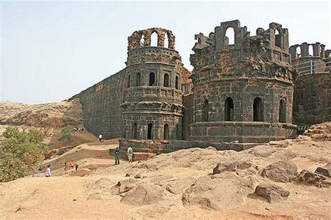 Top 10 Amazing Forts in Maharashtra - Trans India Travels