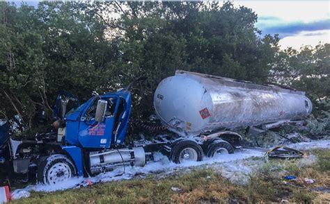 Scene in the Keys: Tanker crash sends gasoline into Florida Bay - Sun ...