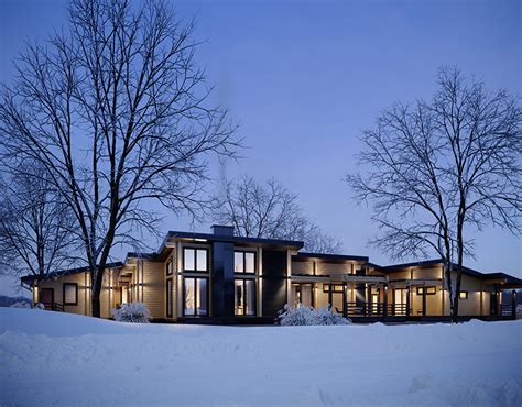 Winter HOUSE :: Behance