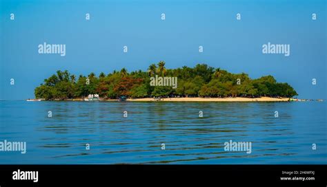 Potipot island zambalez hi-res stock photography and images - Alamy