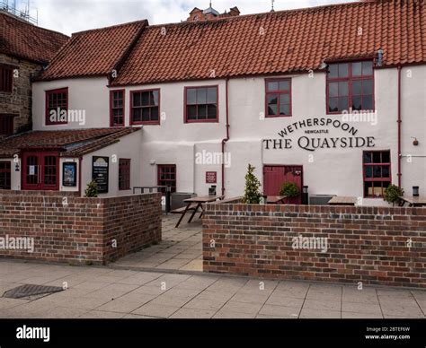 Weatherspoon Quayside Newcastle Stock Photo - Alamy