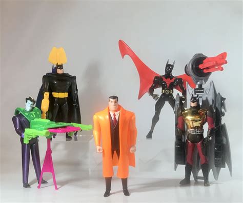 2000 Batman Beyond: Return of the Joker Toy Line Review – The Dragon Fortress