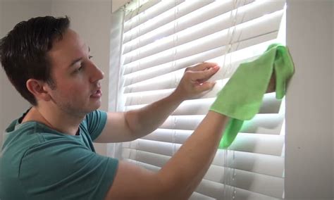 5 Best Ways to Clean Window Blinds