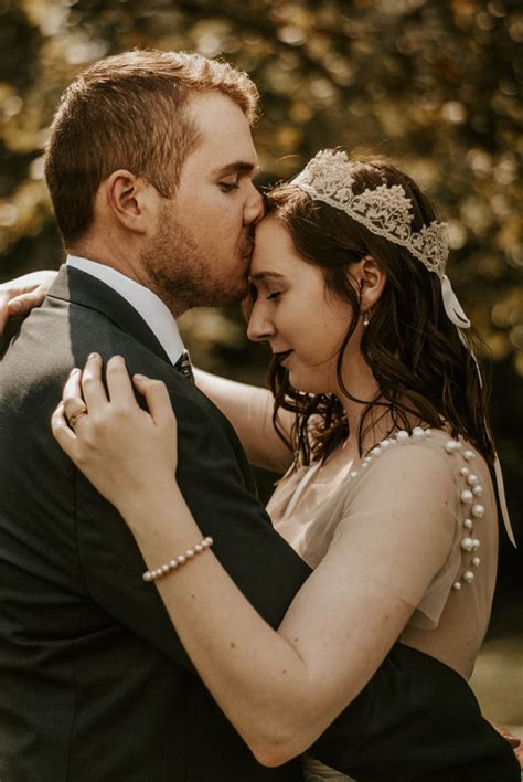 Vintage Ethereal North Carolina Wedding at Forest Hall at Chatham Mills | Junebug Weddings