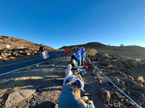 Sunset at Haleakala - and why it is better than sunrise! (2024) - Destination Checkoff