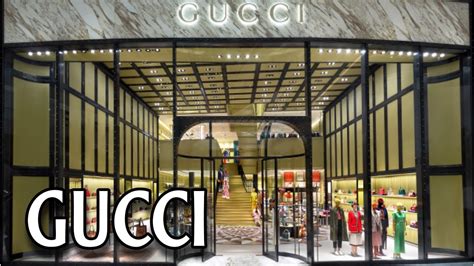 GUCCI 2021 COLLECTION @ DUBAI MALL - YouTube