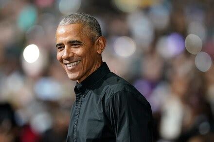 Obama's 2023 summer reading list: 9 books the former president loves ...