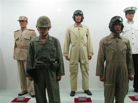 Korean War Uniforms | The front row is the ROK and the back … | Flickr