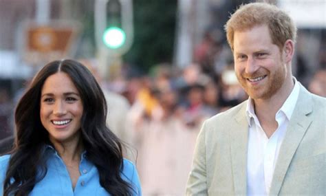 Meghan Markle's Diva Behavior Revealed & One Thing She Hates People Taking Photos Of! - Soap ...