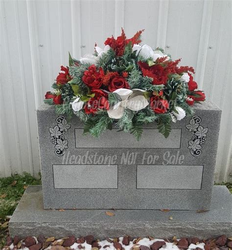 Christmas Headstone Saddle-tombstone Flowers-grave Decoration-christmas Grave Flowers-cemetery ...