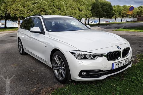 Provkörning - BMW 320d Touring xDrive | FlyingDryden