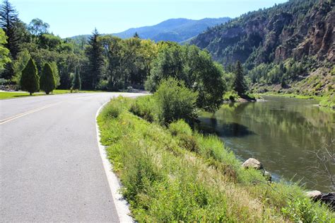 gjhikes.com: Glenwood Canyon Bike Trail