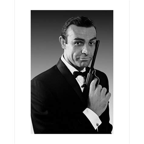 James Bond Sean Connery (Tuxedo) 60 x 80cm Print (Outlet Item) | Sean connery, Sean connery ...