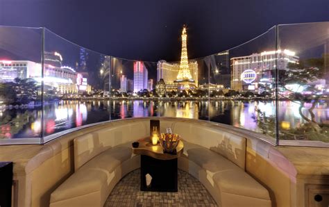 The Best Nightclubs in Las Vegas for Over 40 Crowd [2024]