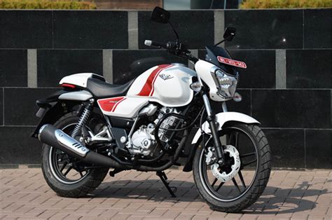 Bajaj V15 review, test ride - Autocar India