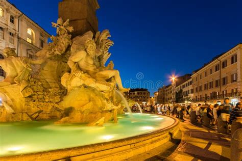 Amazing Night View of Piazza Navona in City of Rome, Italy Editorial ...