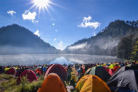 Ranu Kumbolo Lake of Mount Semeru | Authentic Indonesia Blog