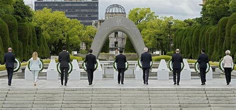 G7 leaders pay respects at Hiroshima memorial amidst looming threats ...