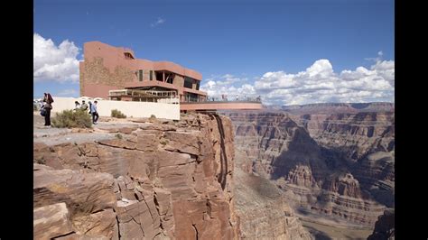 Official: Man jumps to his death at Grand Canyon Skywalk | fox61.com