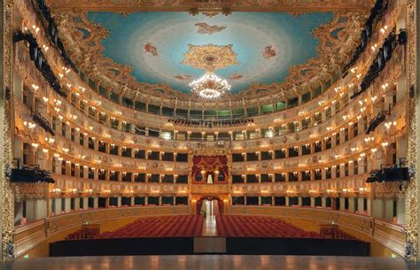 VENEZIA E LA FENICE - Canovatour visita teatro La Fenice Venezia