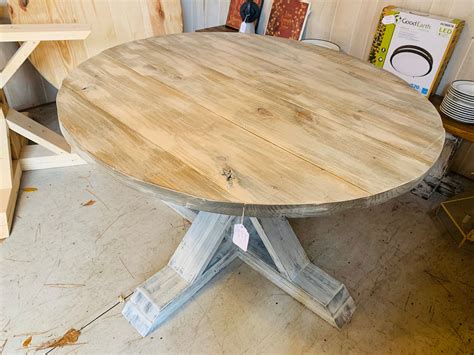 Round Rustic Farmhouse Table, Single Pedestal Style Base, White Wash Top with Distressed White ...