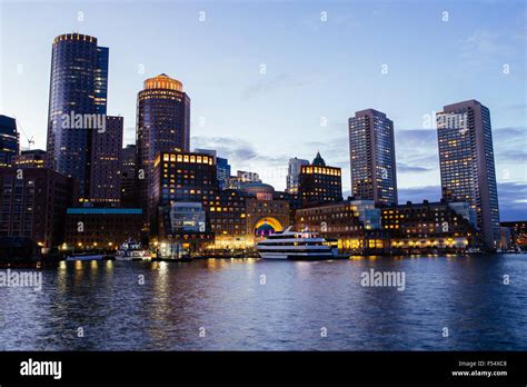 boston skyline night Stock Photo - Alamy