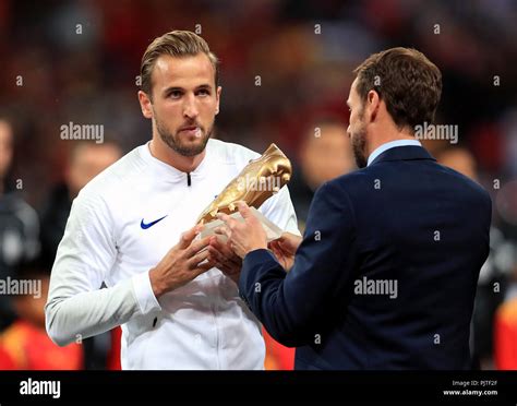 Harry kane world cup golden boot hi-res stock photography and images - Alamy