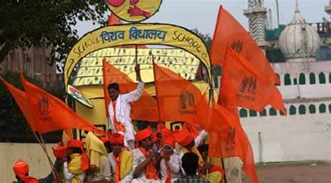 Vishwa Hindu Parishad demands uniform civil code, to expand Bajrang Dal | India News,The Indian ...