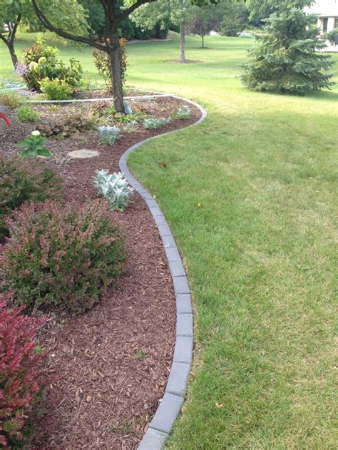 paver edging concrete - Paver edging is in the garden – Tharavu.com ~ Decor Ideas and Galleries ...