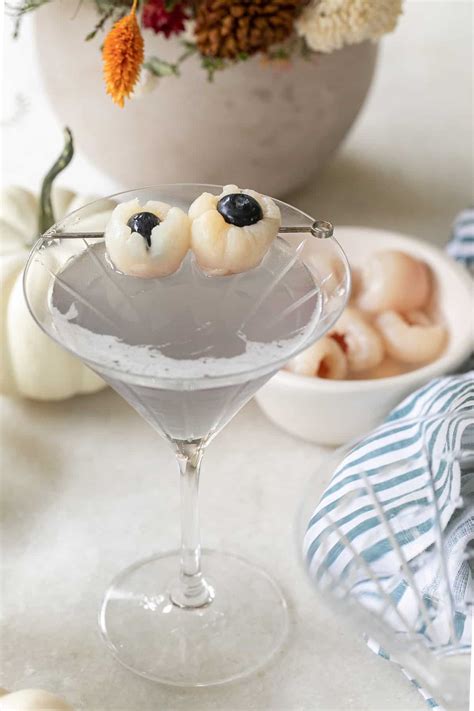 Lychee Martini Recipe - Sugar and Charm