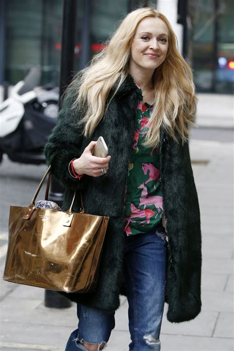 Fearne Cotton Street Style - Out in London, UK 2/15/ 2017