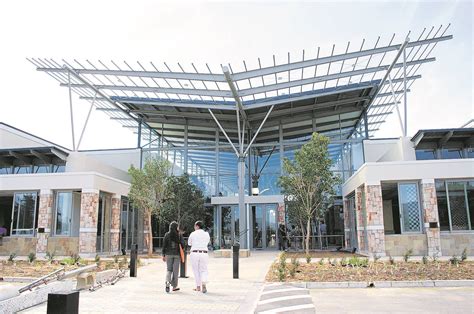 Paarl Mall extends retail options | Netwerk24