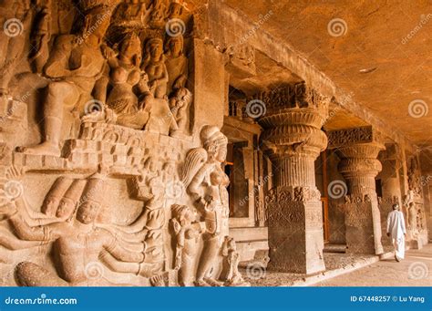 Ellora Cave Sculptures editorial photography. Image of site - 67448257