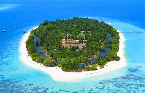 Maldives Atoll (RAA ATOLL) Island name, resorts and hotel - Travel Destination and tips