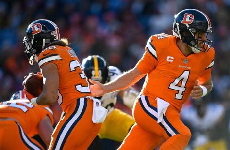 Denver Broncos 2018 color rush uniforms with retro “D” helmet vs ...