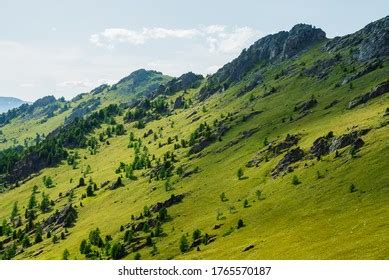 Mountainside: Over 105,240 Royalty-Free Licensable Stock Photos | Shutterstock