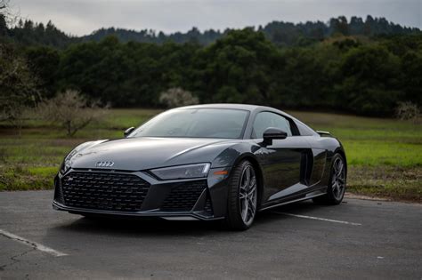 Audi R8 V10 Performance Daytona Grey - Automotive News