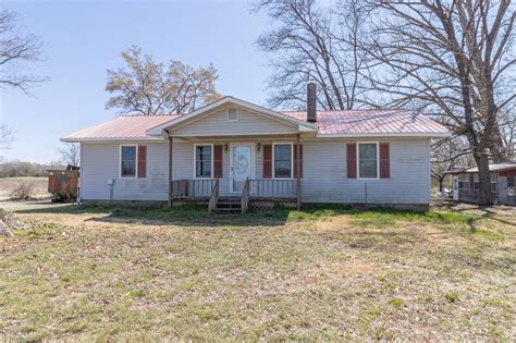 9672 US Highway 158, Reidsville, NC 27320 | Trulia