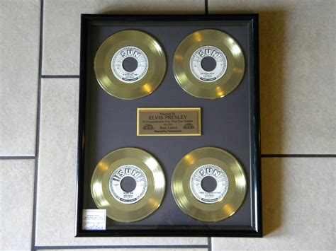 Elvis-presley-sun-record-studio-gold-records | Collectionzz